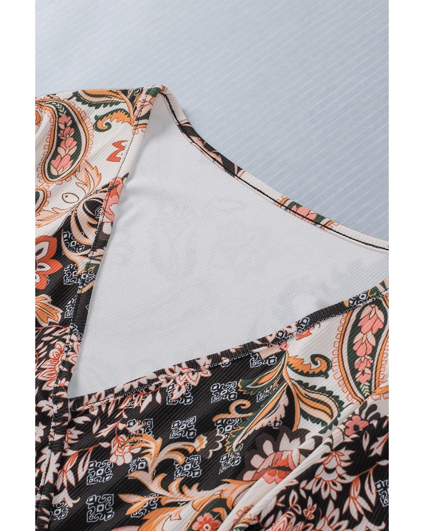 Azura Exchange Baroque Print Wrap V Neck T Shirt - 2XL