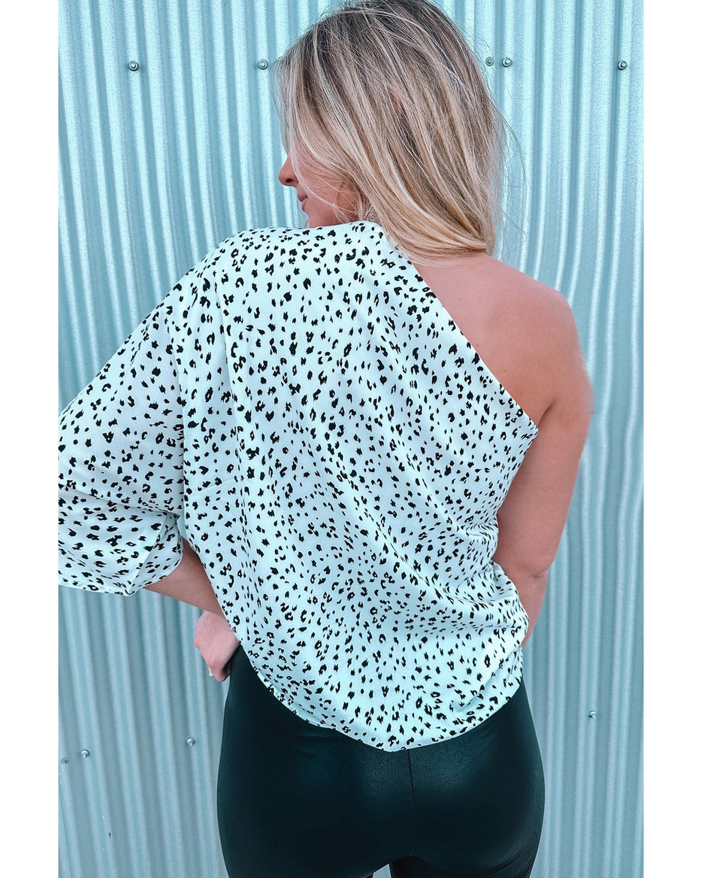 Azura Exchange Asymmetric Leopard One Shoulder Blouse - M