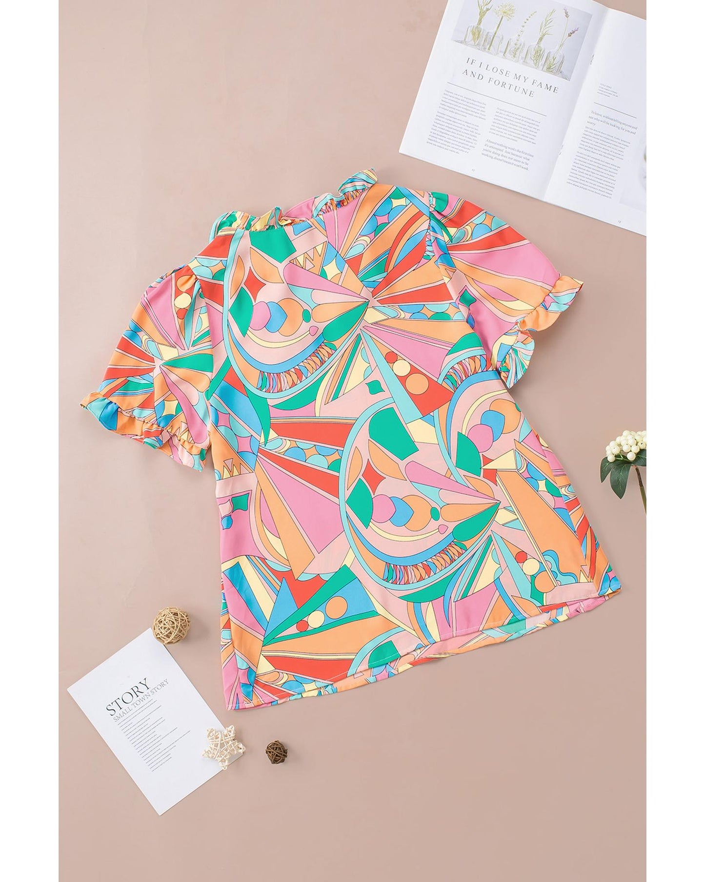 Azura Exchange Abstract Geometry Print Frilled V Neck Blouse - L