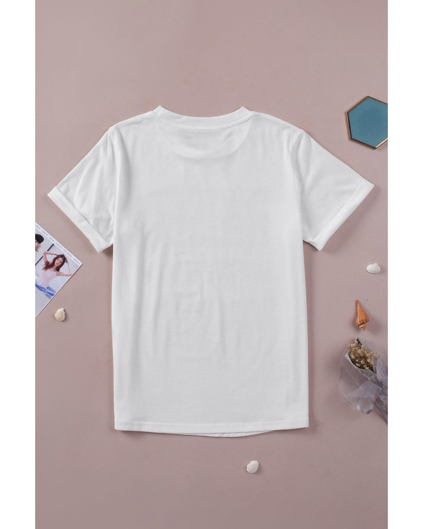 Azura Exchange 90s Country Letter Graphic Tee - L