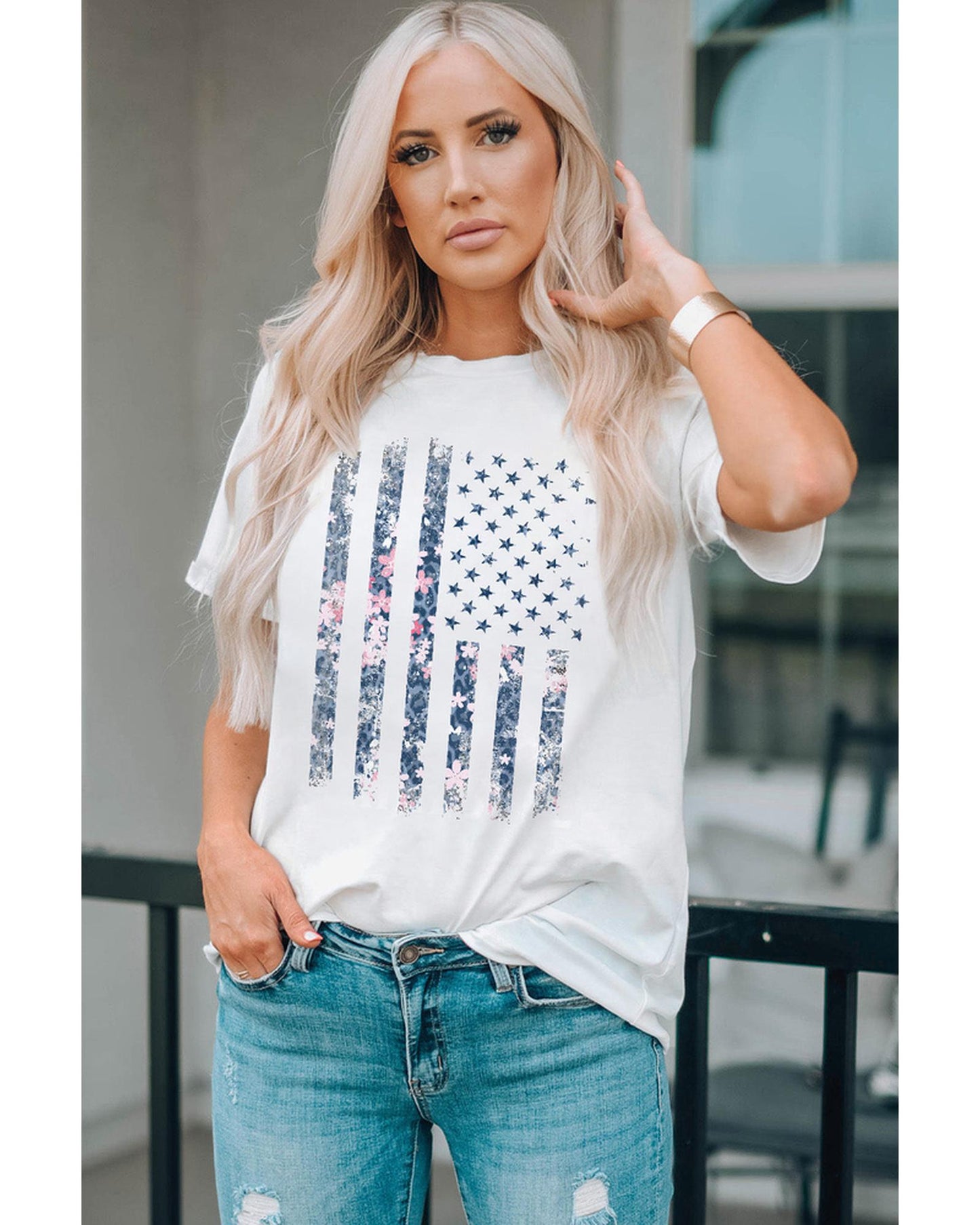 Azura Exchange American Flag Pint Short Sleeve Tee - S
