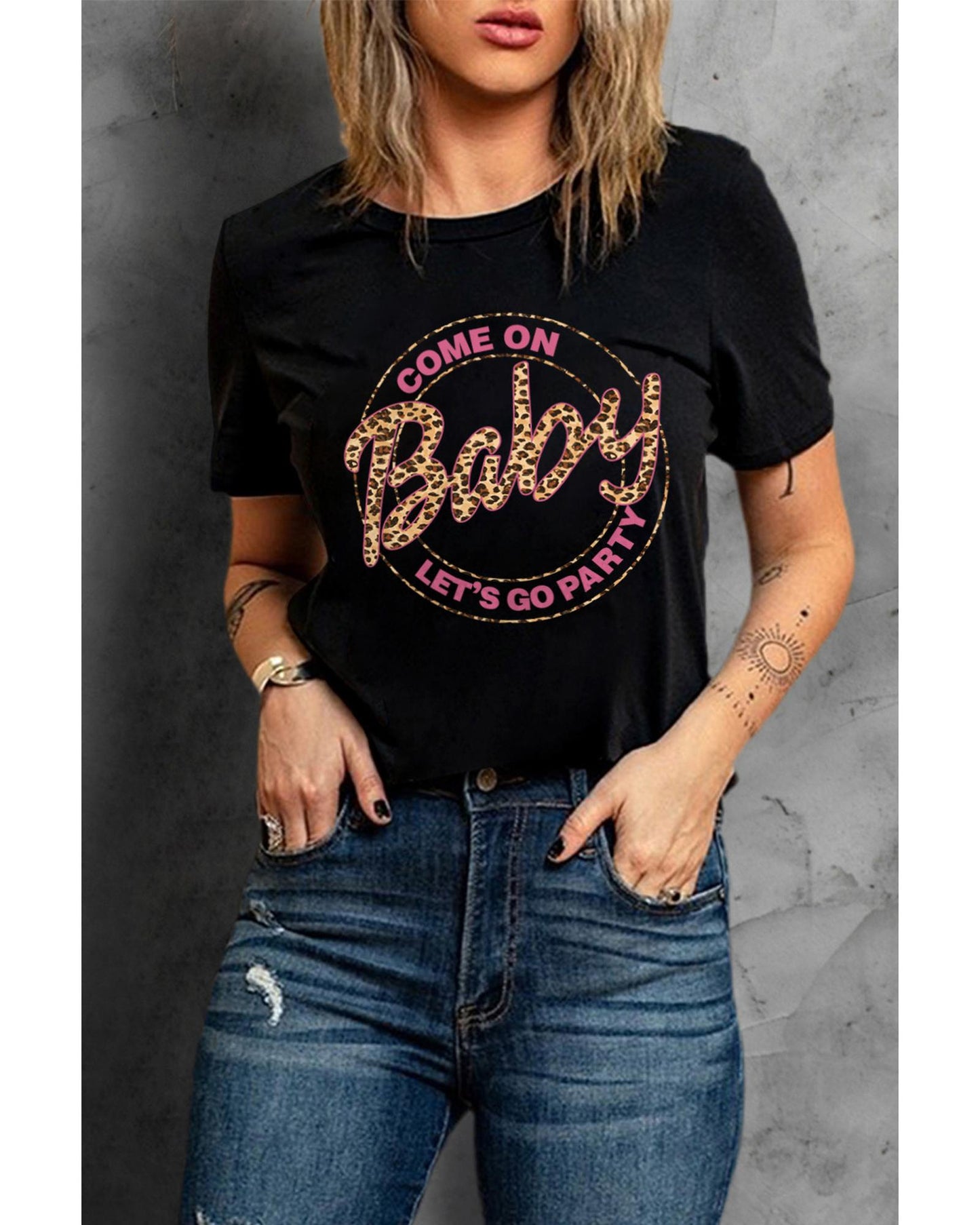 Azura Exchange Barbie Leopard Graphic T-Shirt - L