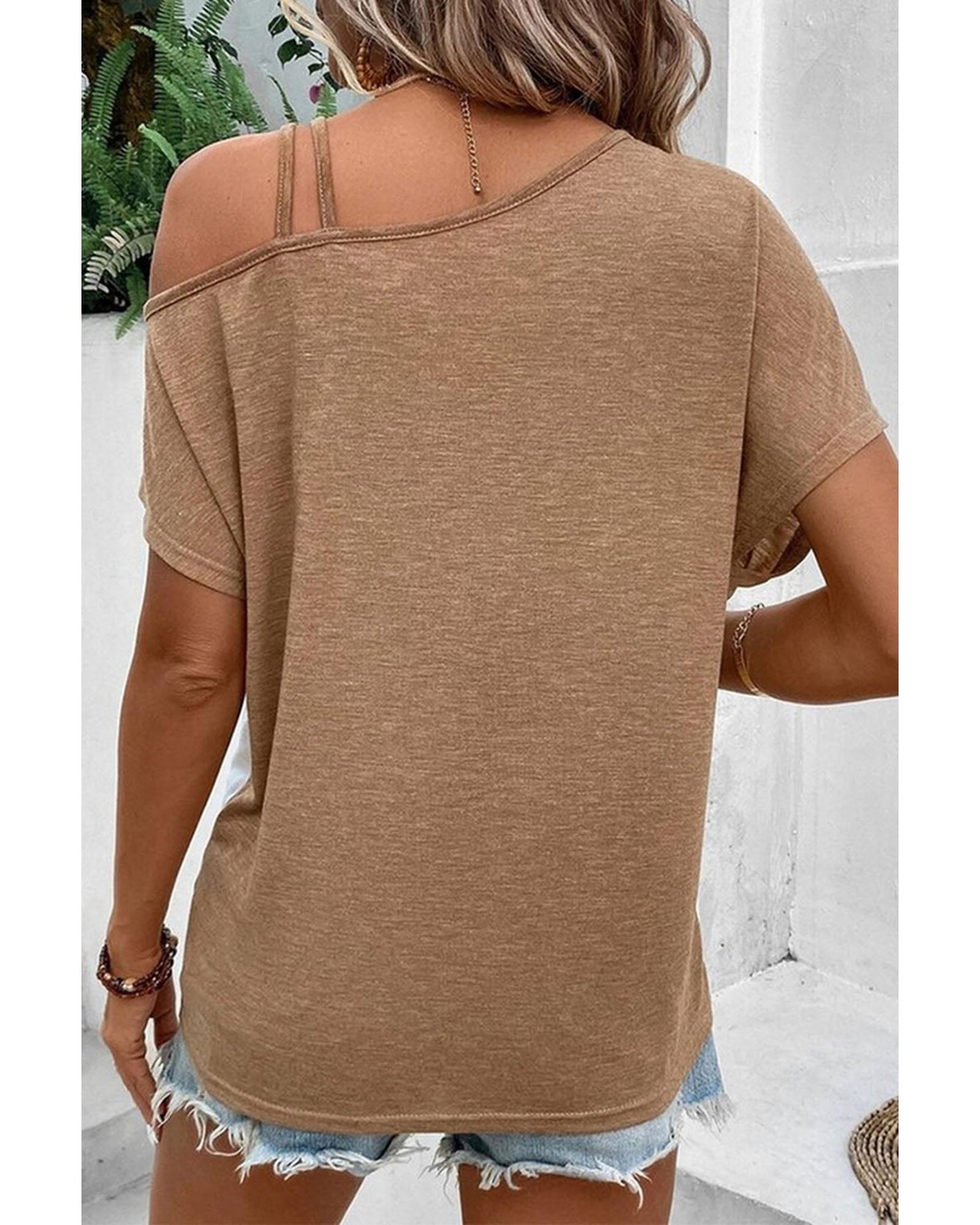 Azura Exchange Asymmetric Colorblock Strappy Cold Shoulder Top - S