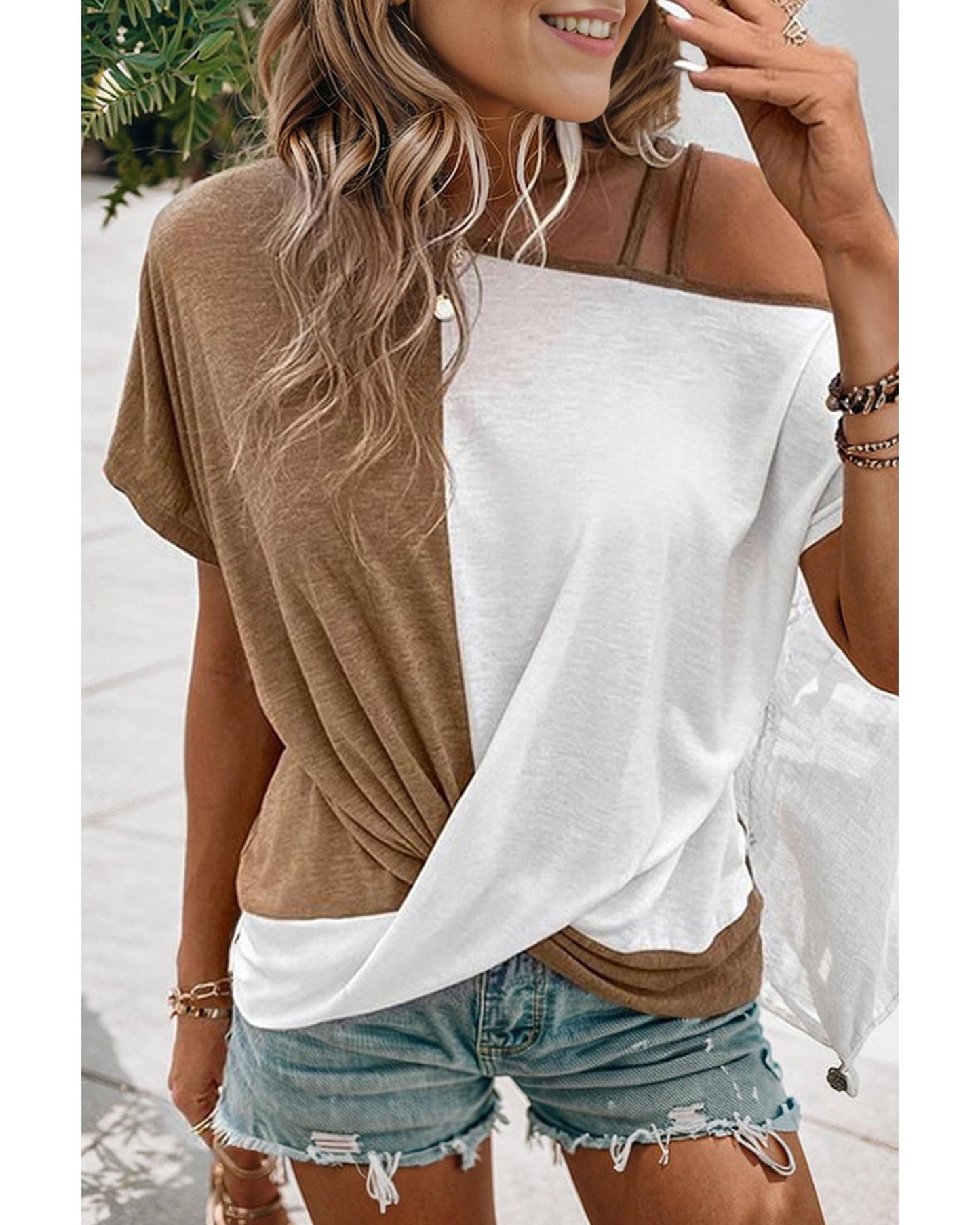 Azura Exchange Asymmetric Colorblock Strappy Cold Shoulder Top - S