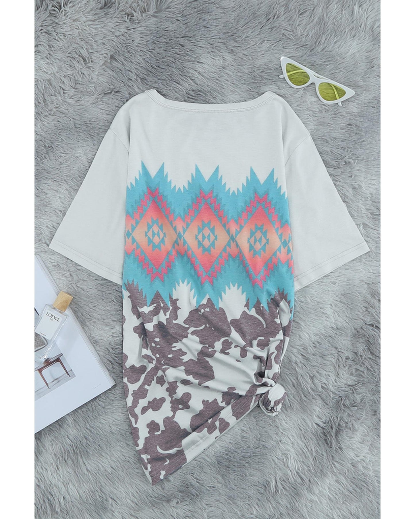 Azura Exchange Aztec Geometric Print T-shirt - L
