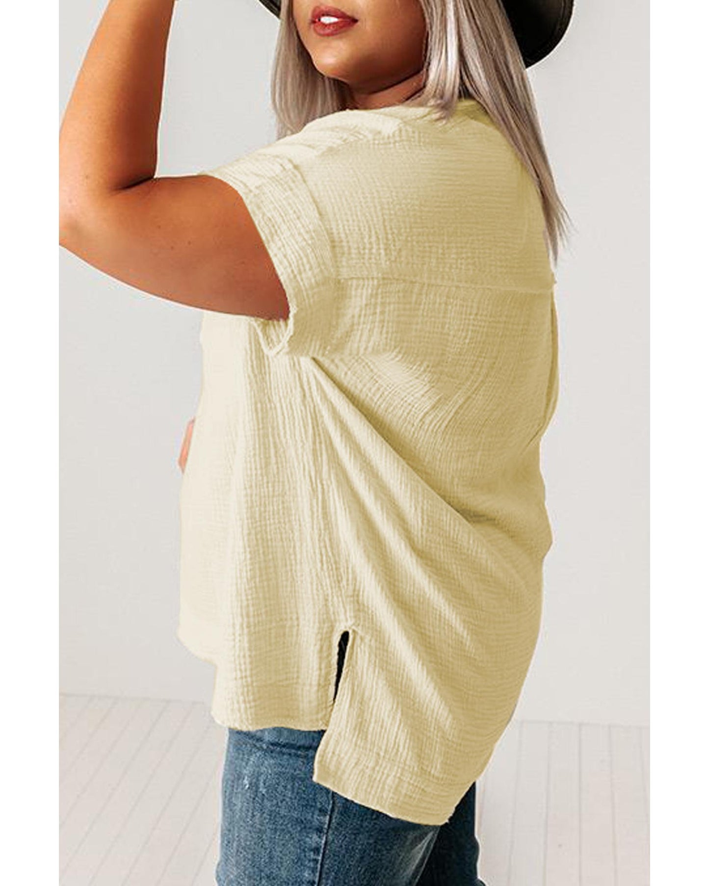 Azura Exchange Beige Textured Pocket Split V Neck Top - 4X