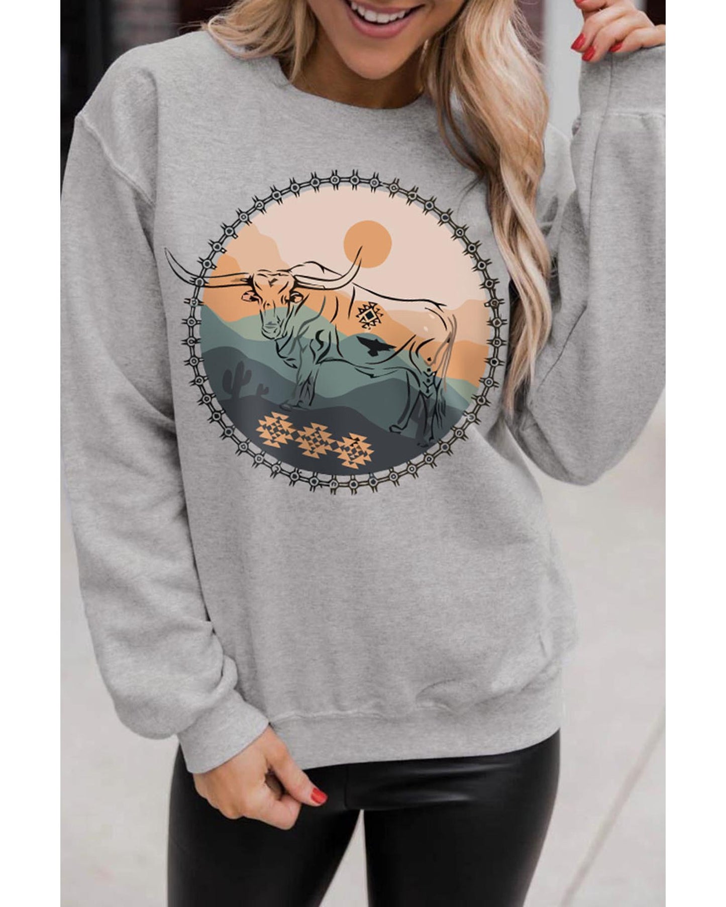 Azura Exchange Bull Graphic Print Sweatshirt - XL
