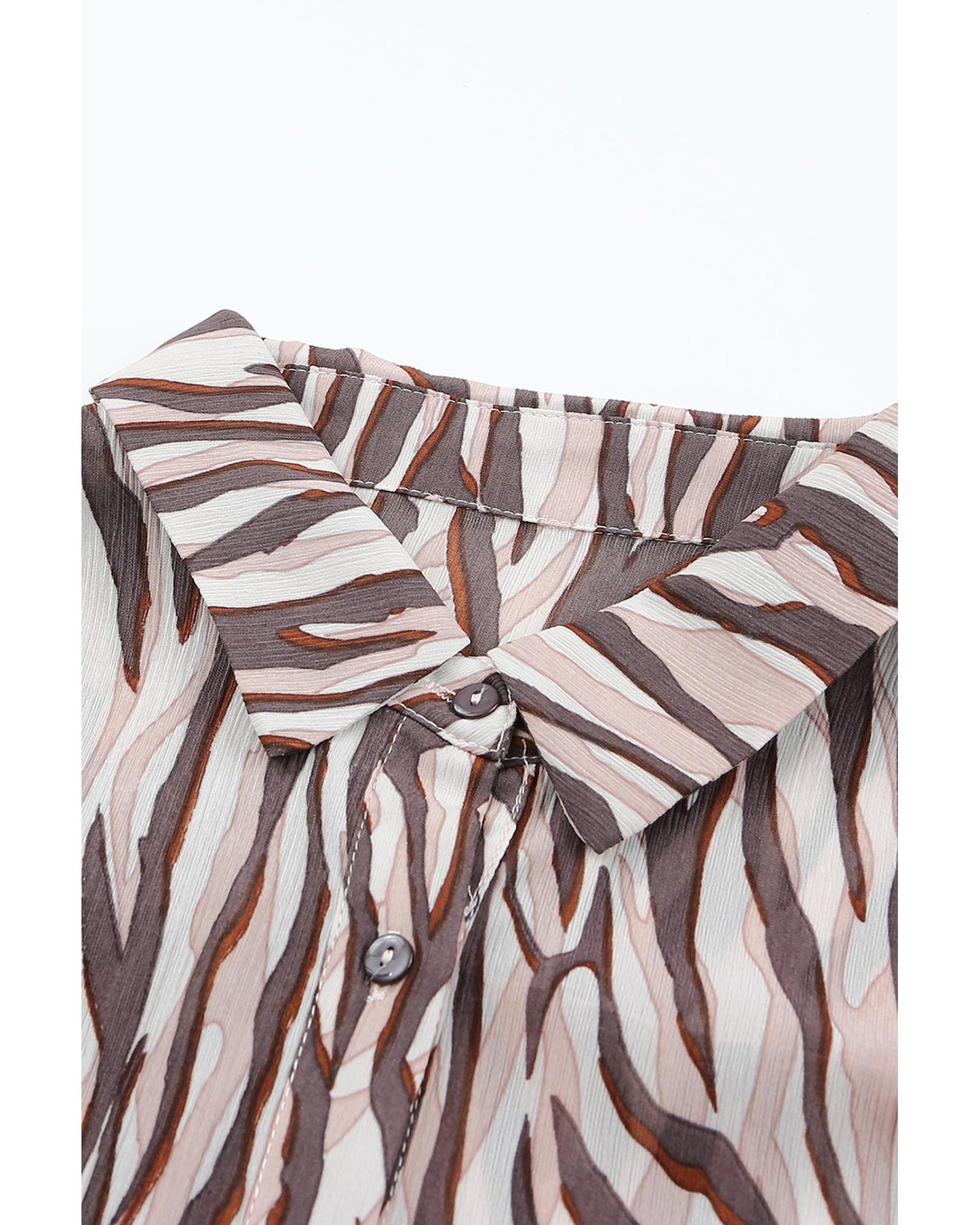 Azura Exchange Animal Print Buttons Shirt - M