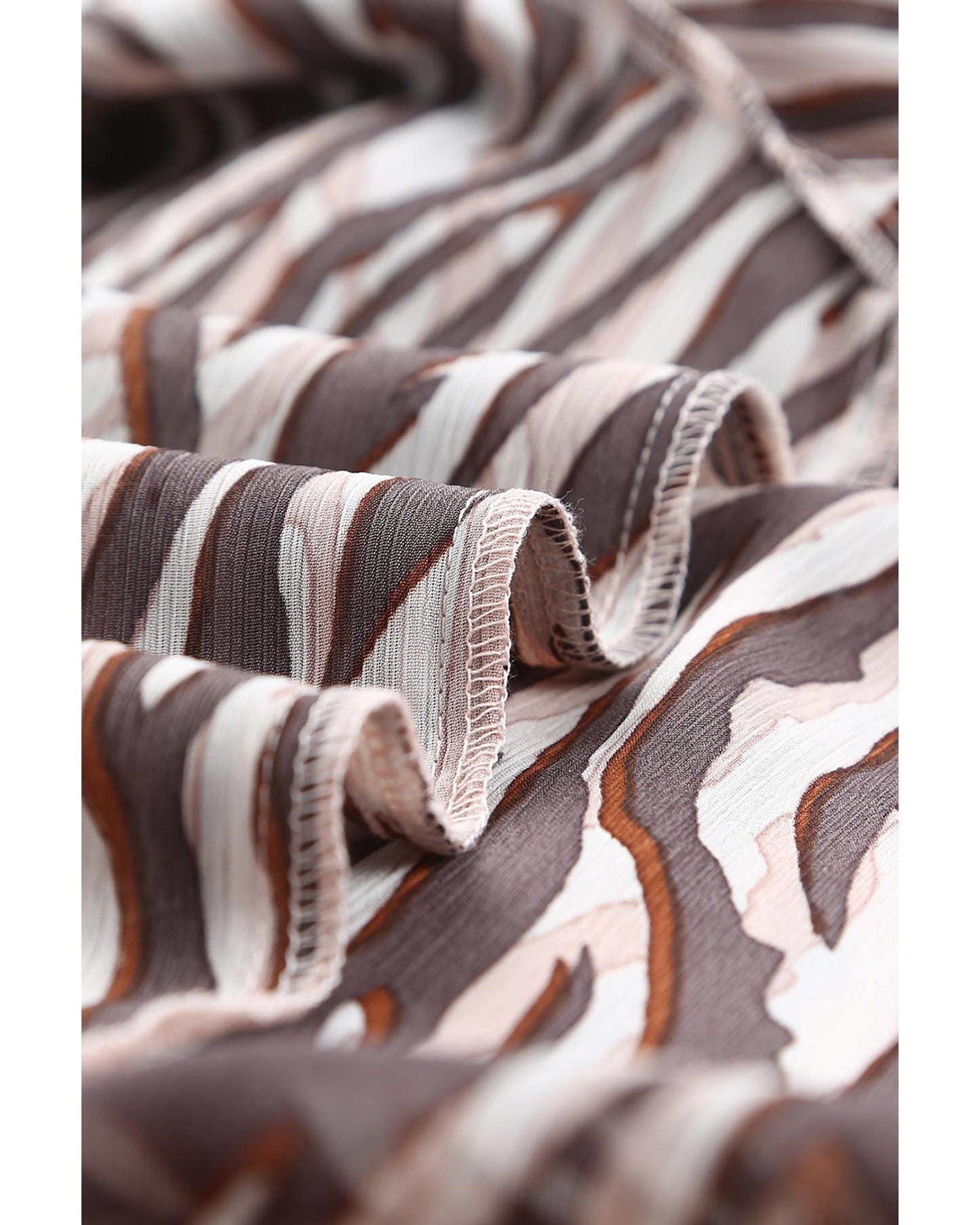 Azura Exchange Animal Print Buttons Shirt - M