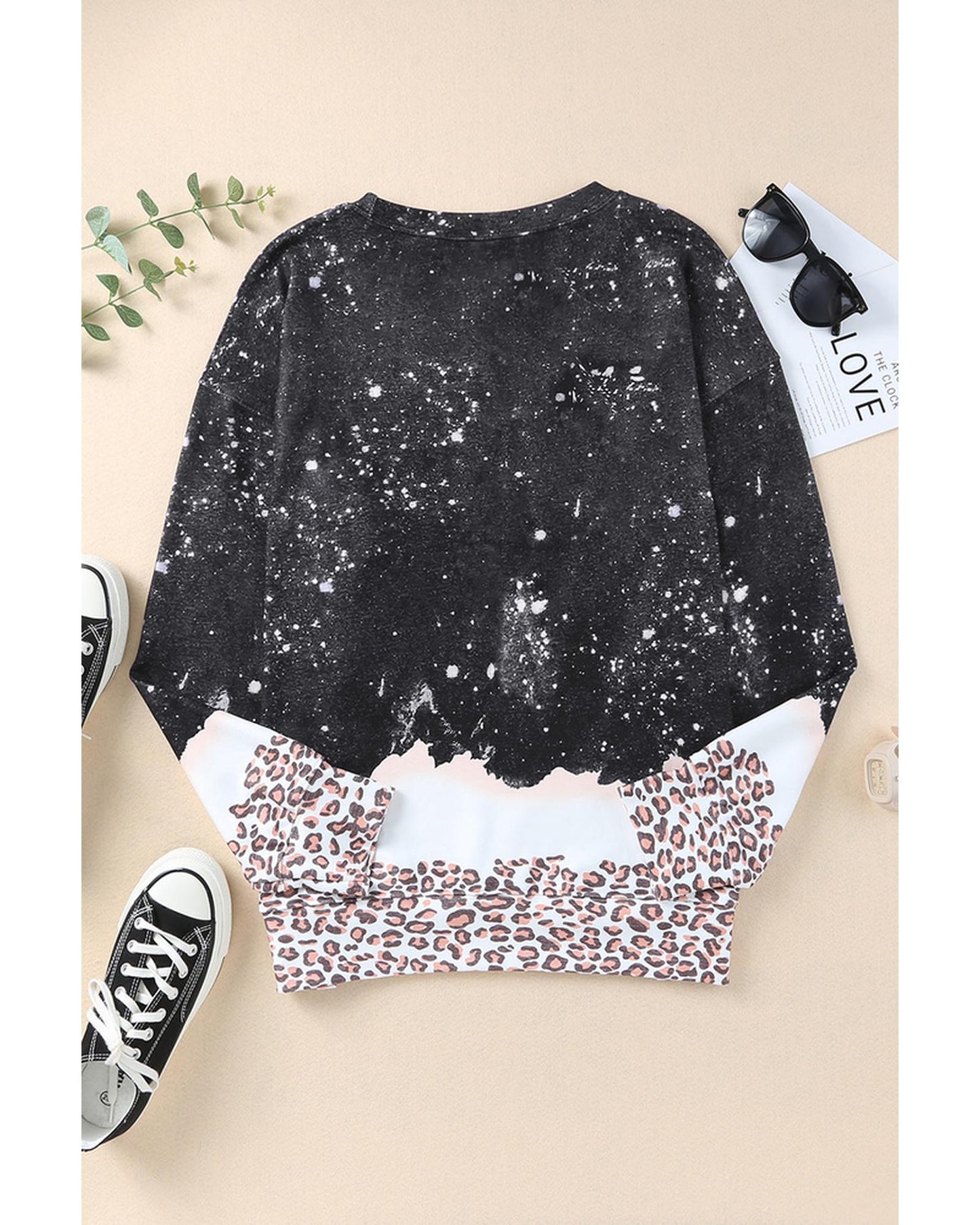 Azura Exchange Bleached Leopard Pullover Sweatshirt - L